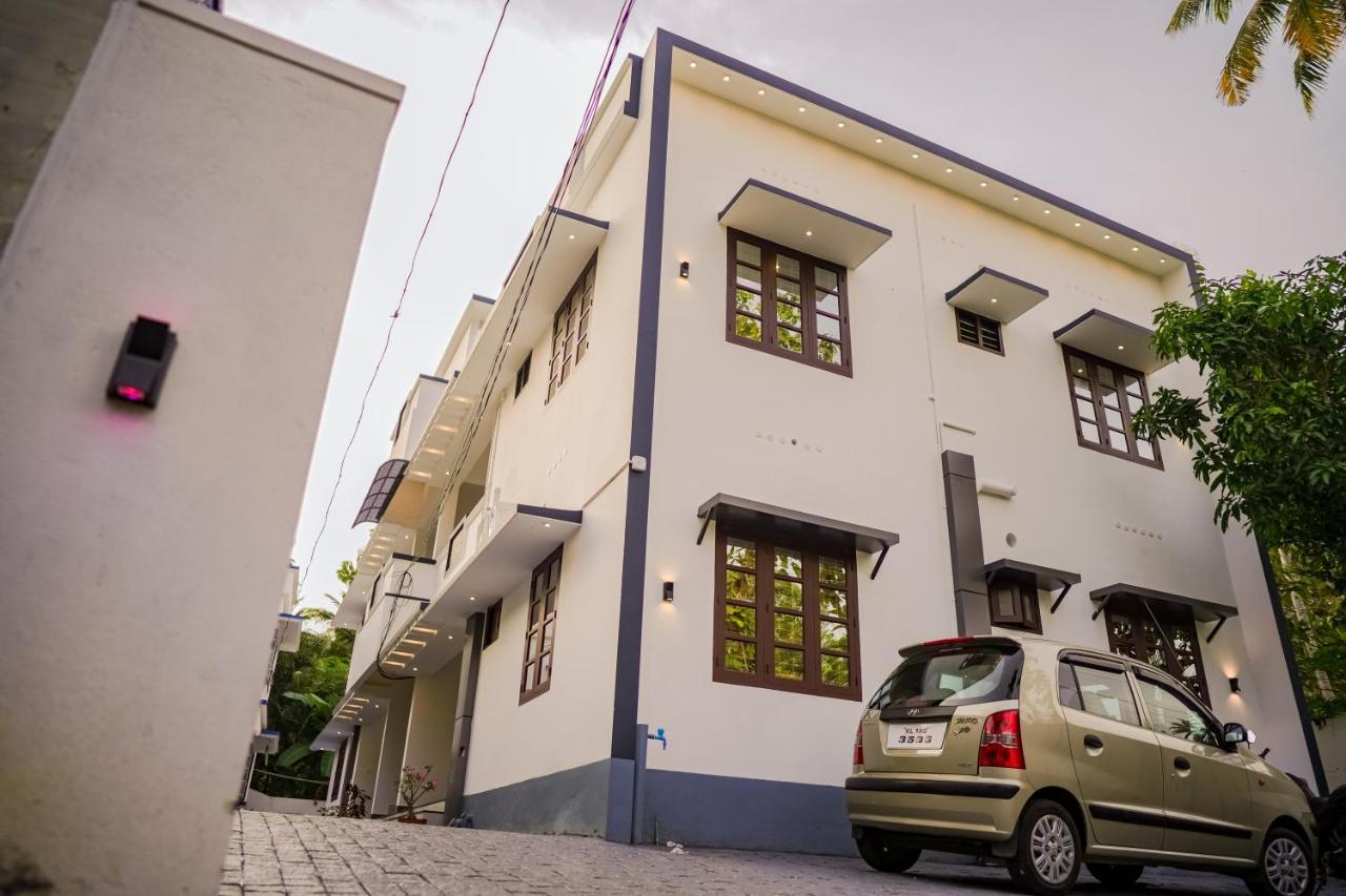 منزل الضيف فاركَالا  في Shimano Square المظهر الخارجي الصورة